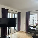 شقة 2 Cozy Near Airport Free Parking جيسهايم